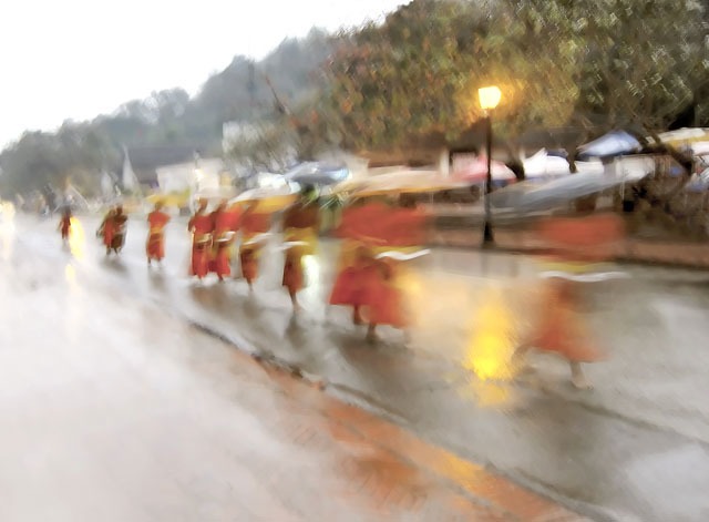 Making-Merit-Luang-Prabang